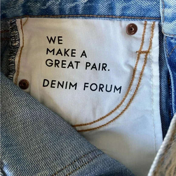 NWOT Aritzia Denim Forum Button fly The Ex-Boyfriend Denim Short 23 - Picture 6 of 7